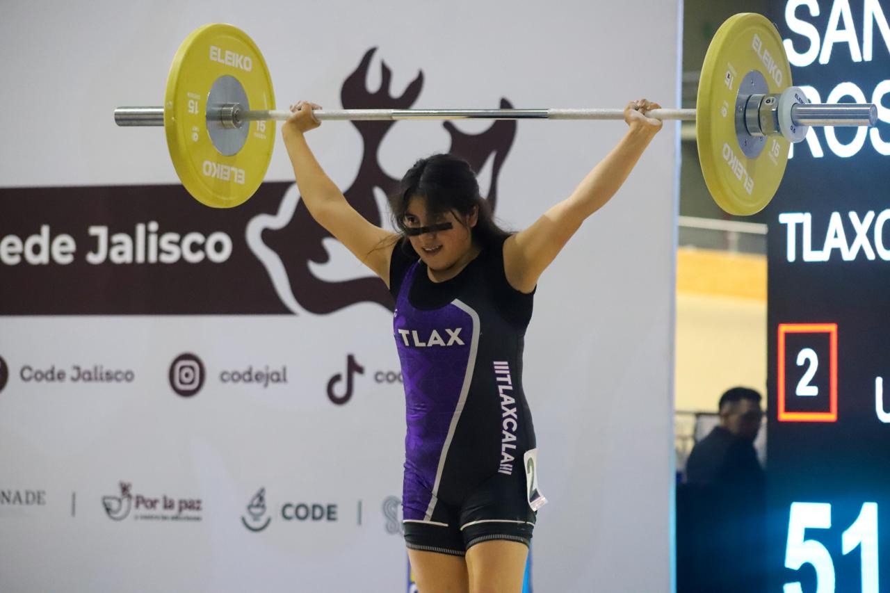 Rosella Maylen Sánchez destaca en halterofilia durante Olimpiada Nacional Conade 2025